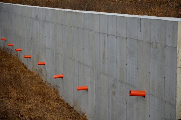 Cost of Retaining Wall Drainage in Palm Harbor